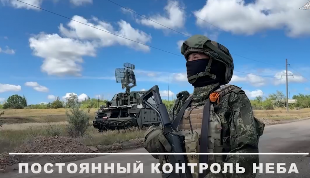 Расчёт ЗРК «Тор-М1» уничтожает вражеские БПЛА