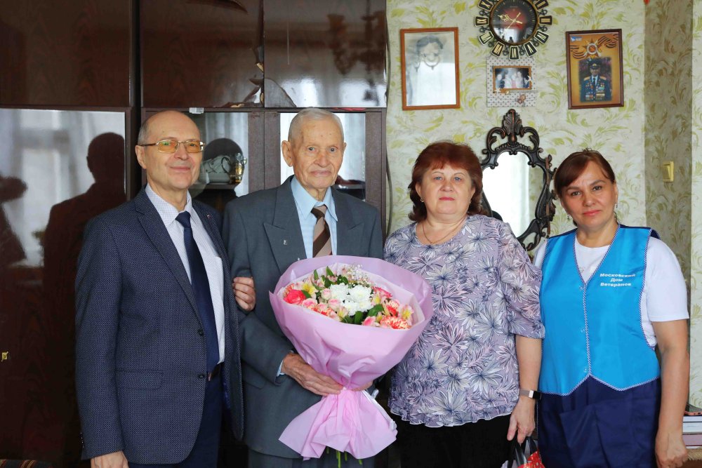 100-летний юбилей отметил участник Великой Отечественной войны Ростислав Дмитриевич Битянов